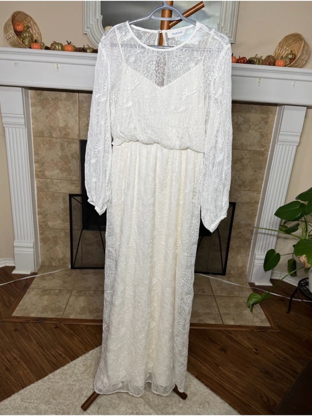 ModCloth Ivory Floral Lace Maxi Dress